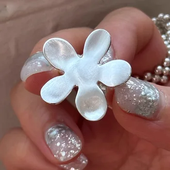 Anello Color argento per donna gioielli estetici per ragazze anello per dito con fiore grande regalo di compleanno per feste accessori per matrimoni di moda