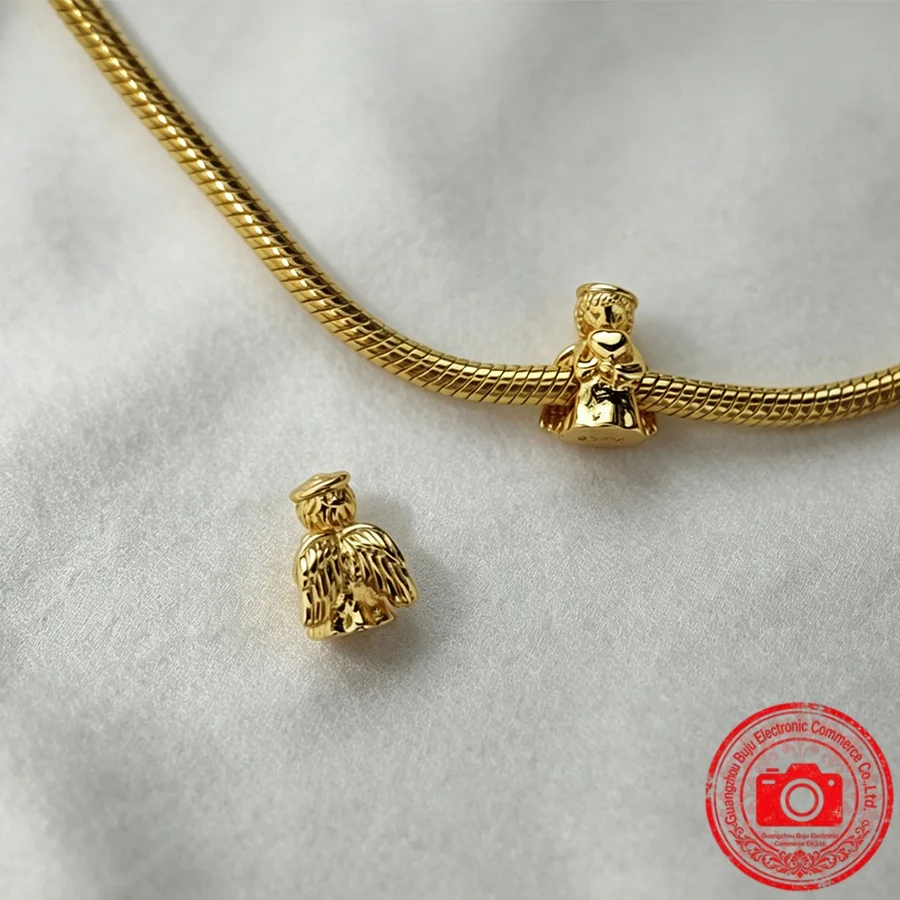 Original Chameleon & Sparkling Salamander Charm with Scaled Fish Bead Pendant Bracelet