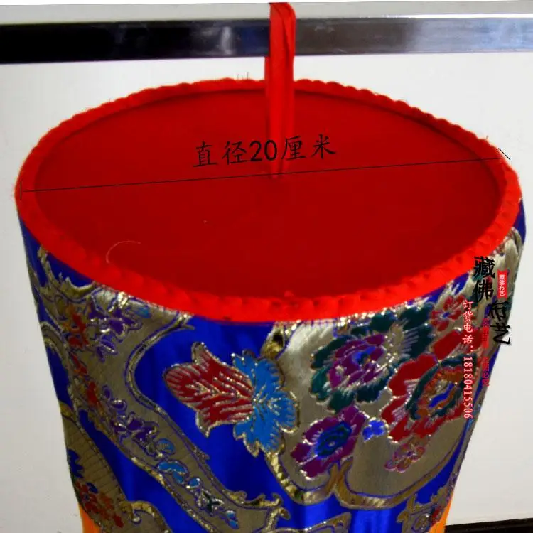 68x80厘米 横版，麻布画