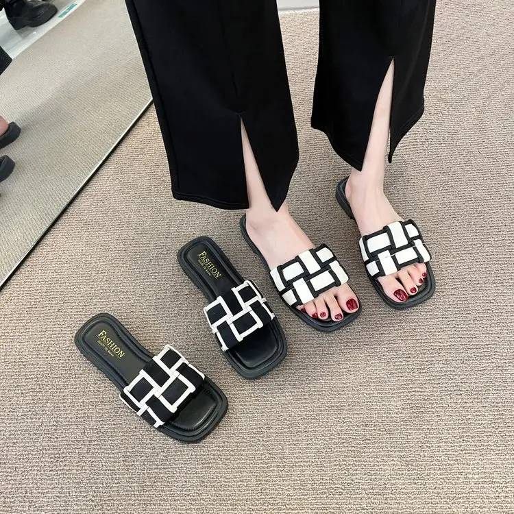 

2023 Women Fashion Slippers Summer Ladies Slides Girl Beautiful Outdoor Casual Sandbeach Sandals Home Flat Shoes