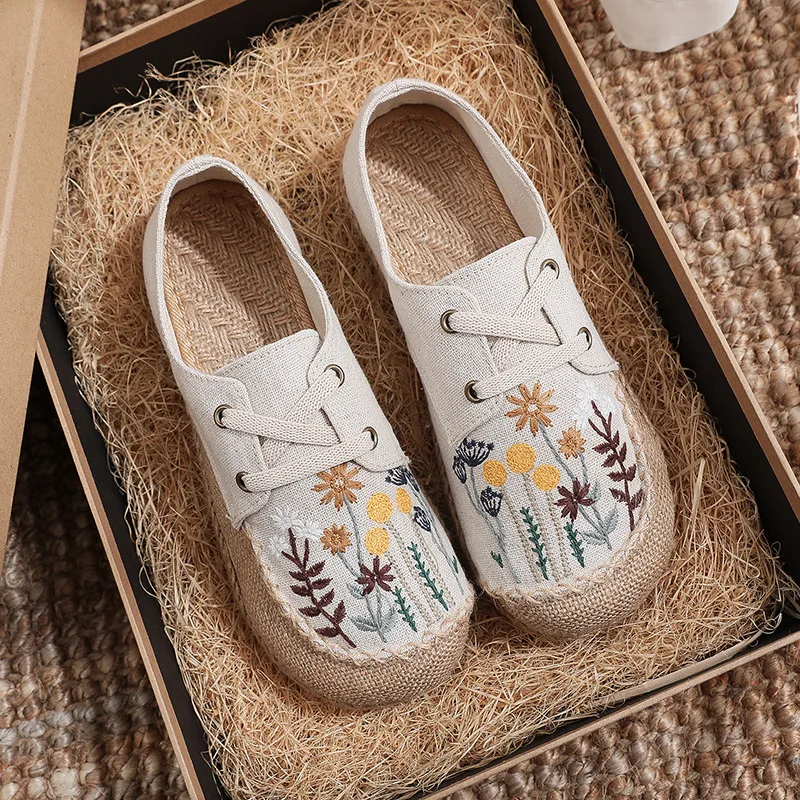 Women's Summer New Breathable Comfortable Casual Shoes Soft Soled One Step Women Loafers Lightweight Fashion Able Flat Shoes