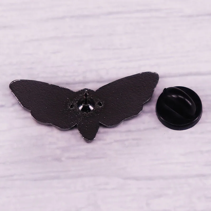 Broche Fantaisie Papillon En Métal - Bijou D'occasion, Jolie Pièce Vintage