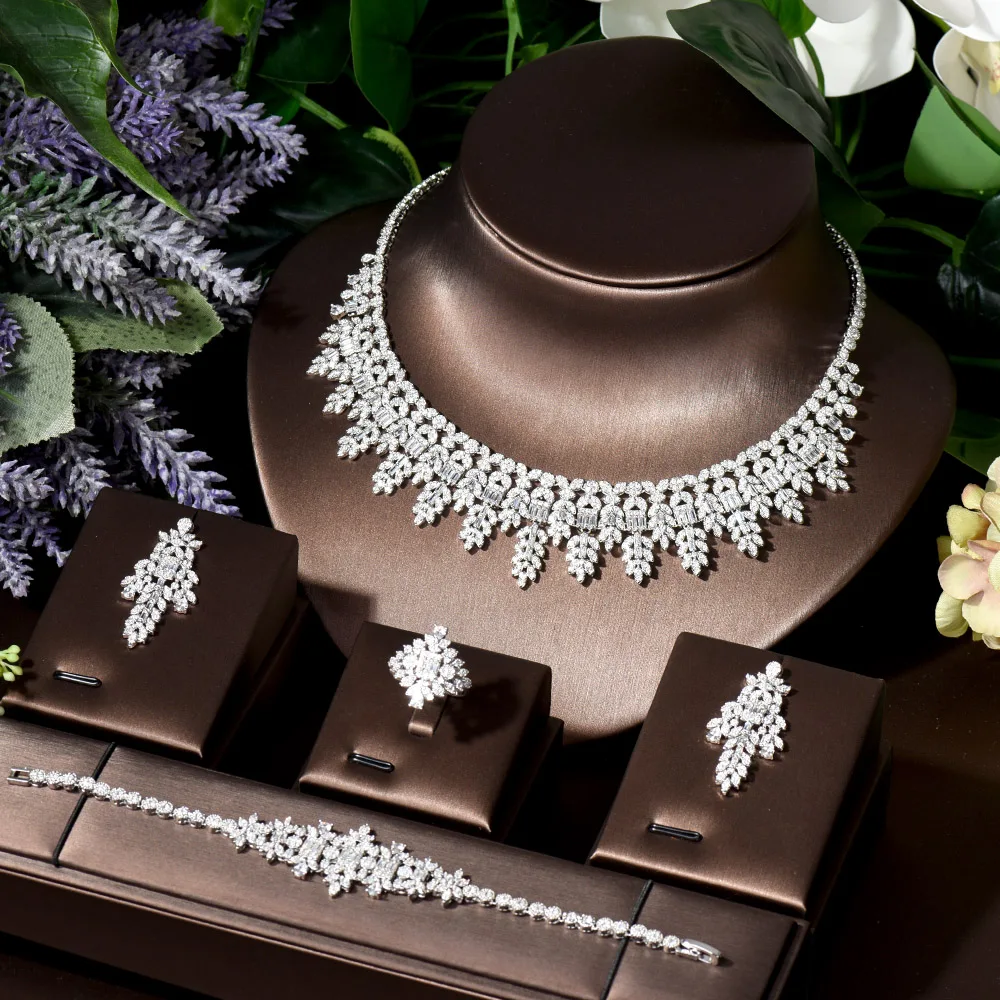 

HIBRIDE Baguette Leaf Design Women 4pcs Jewelry Set Necklace Earring Sets Africa Fashion Jewelry jolleria de mujer de oro N-146