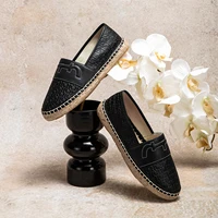 Simple Classic Patchwork Design Women's Flat Shoes Letters Print Fashionable Versatile Women's Casual Shoes - Image 6