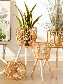 Nordic Bamboo Flower Stand 1