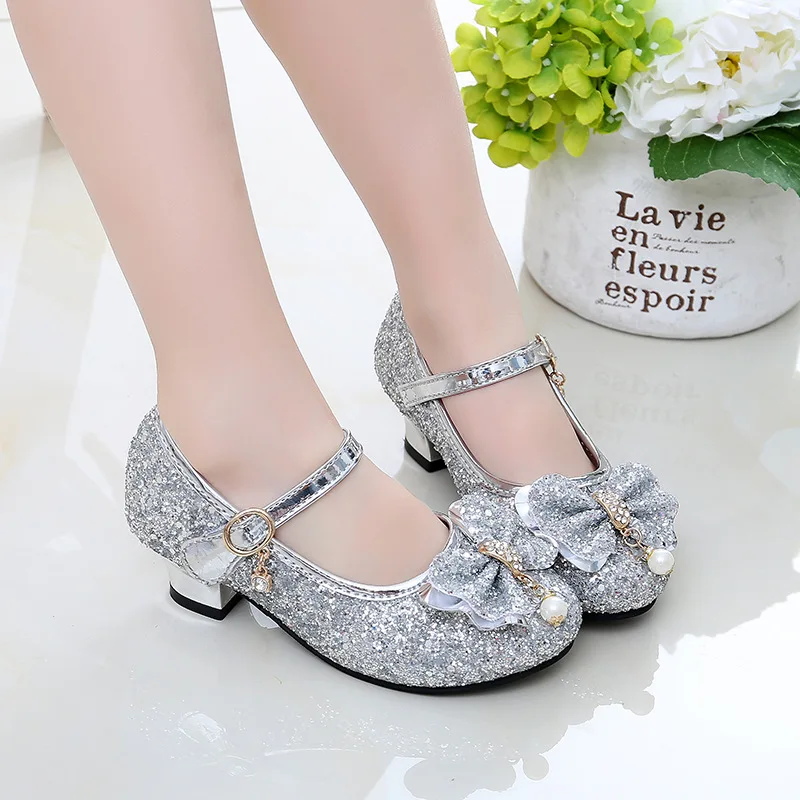 Kids sandals New Children Shoes Girls High Heel Princess Dance Sandals for Girls Kids Shoes Glitter Soft Leather Fashion Party Dress Wedding