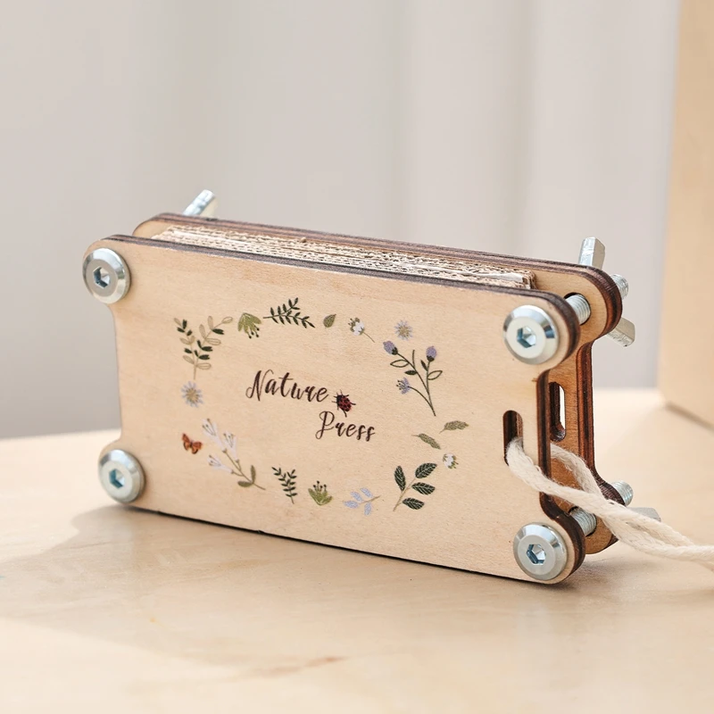 Prägewerkzeug-Set aus Holz für Kinder, DIY-Bastelspielzeug, Pflanzen- und Blumenprobenherstellungsset, Trockenblumen-Presswerkzeug-Set, Baby-Geschenk – Detail 8
