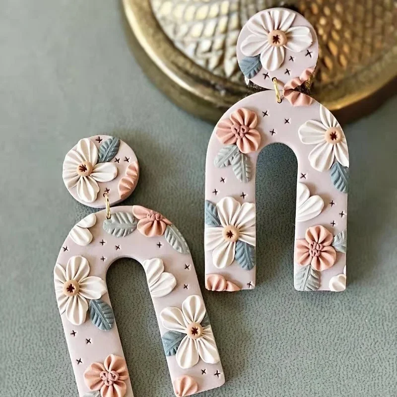 Slide image 172f1bb1bd054ad687078cd17da52cbb