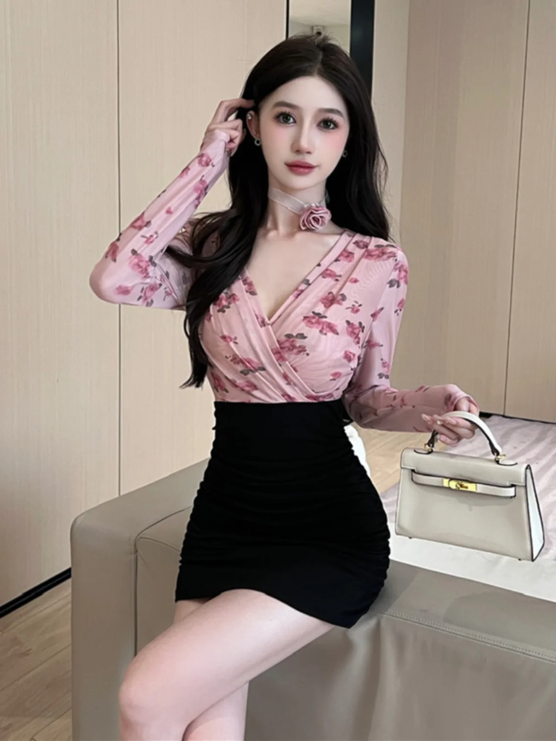 

Online Woman Sexy Western Sle V-neck Frill Patchwork Mesh Floral Print Sheath Long sleeve Bottoming Dress Tide Spring Autumn New