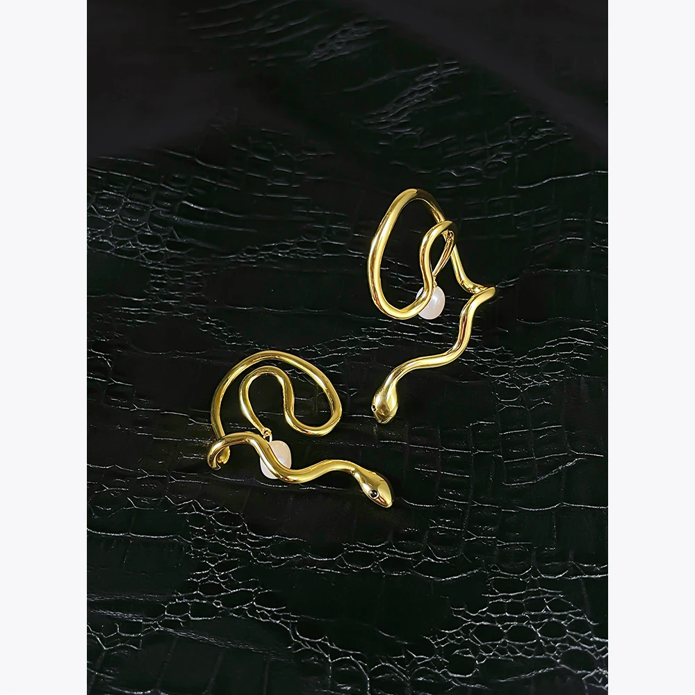 ENFASHION Snake Natural Pearl Ear Cuff Gold Color Earrings For Women Fashion Jewelry Animals Pendientes Friends Gifts E221379