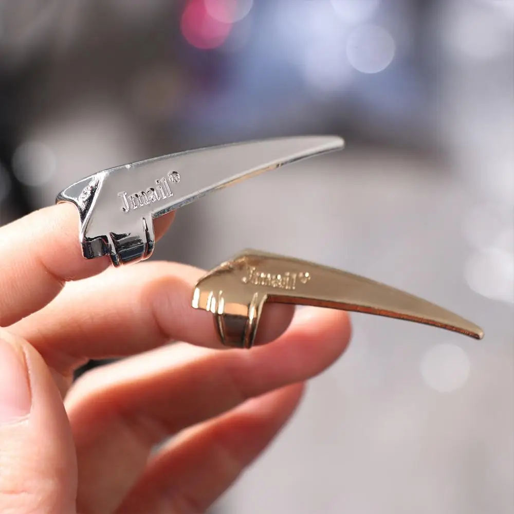 Strumenti per la selezione dei capelli: Anello in metallo per separare i capelli, Pettine per sezionare, per intrecciare, arricciare, acconciare ed estendere i capelli - immagine 6