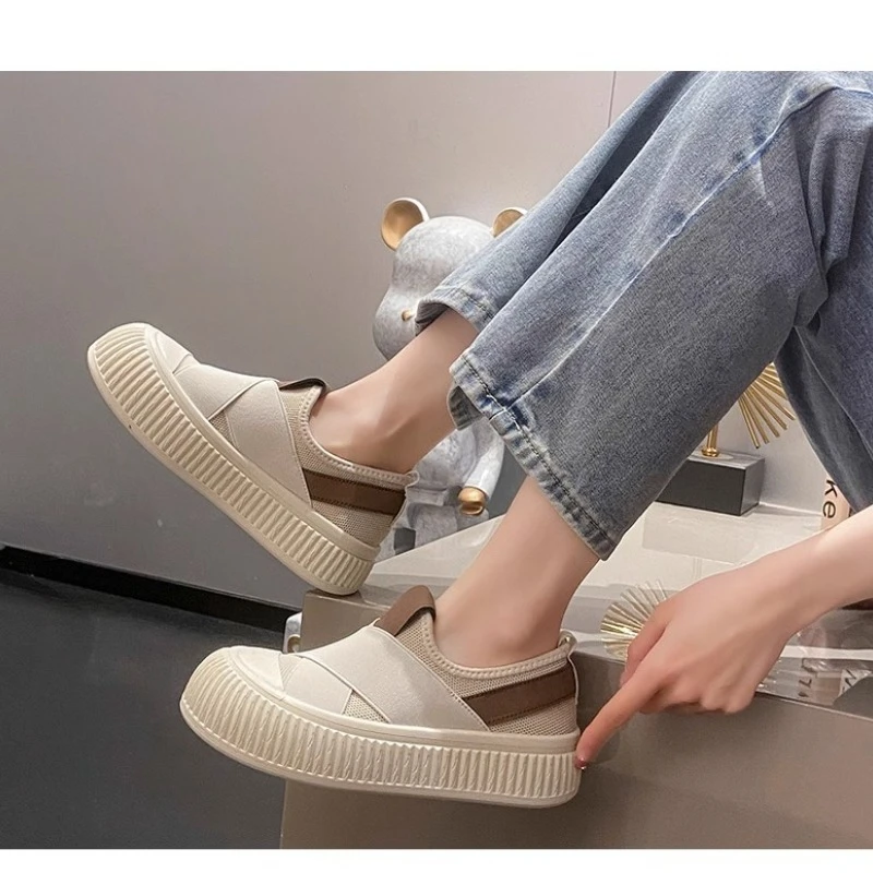 Summer New Designer Women FLATS Shoes Fashion Sneakers Casual Breathable Fisherman Shoes Ladies Light Women's Vulcanize Shoes
