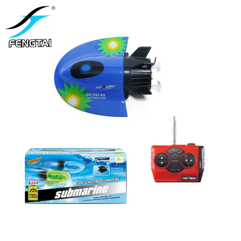 RC Boat Mini Flying Saucer Submarine Outdoor Fun Water Game Portable Children's Toy Radio Speed Remote Control Model
