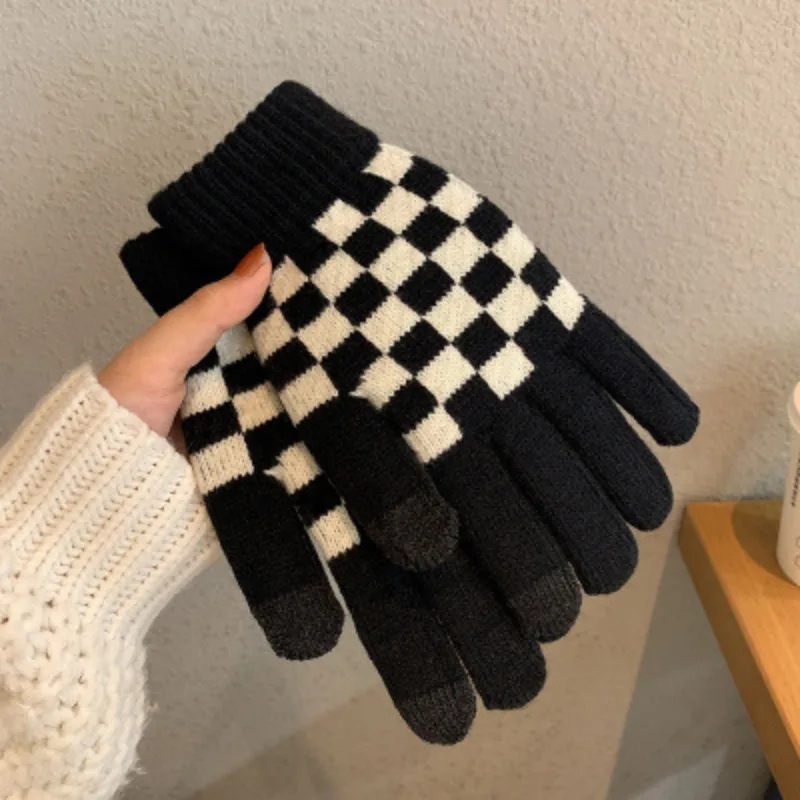Two Pairs Checkerboard Knitted Wool Gloves For Men And Women With Touchable Screen Winter Gloves For Cycling All Fingers