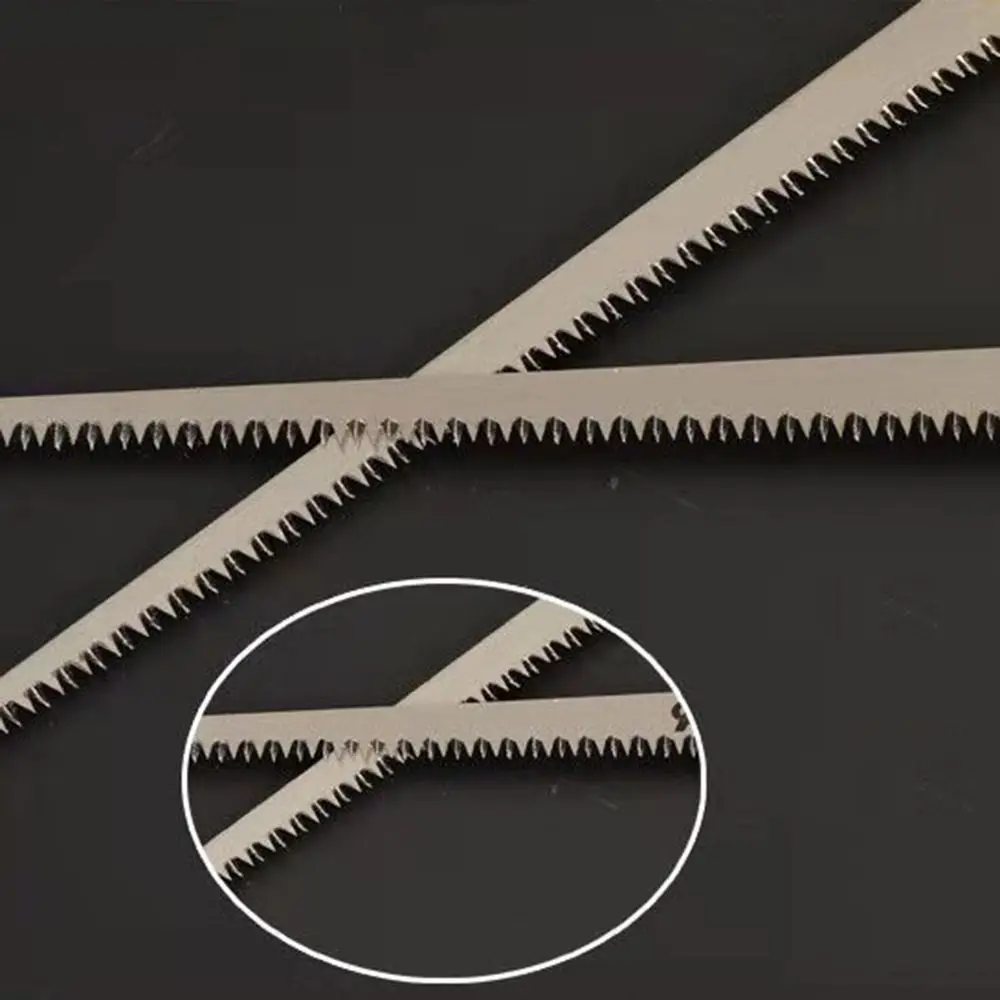 Description Picture 6 of itemFolding Japanese Style Woodwork Hand Saw SK5 Steel Blade Triple-bevel Teeth Cutting Tools