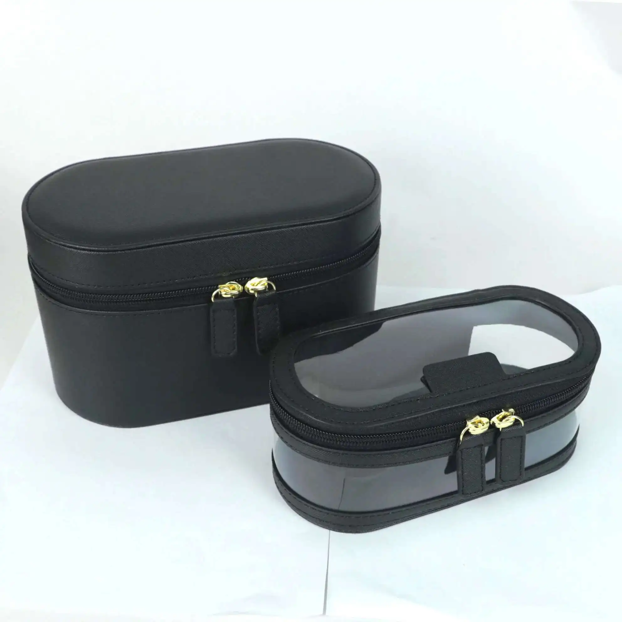 Makeup & Toiletry Bags