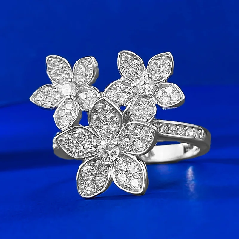 2023 New s925 Silver Flower Brocade Cluster Three Flower Ring for Women, European and American French Fashion Versatile