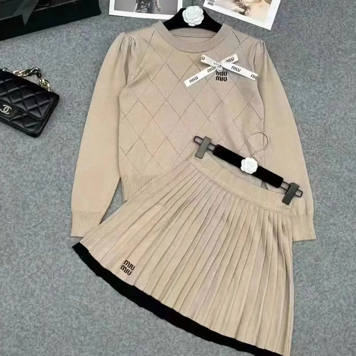 Women's Short Set Luxury Brand Golf Set Women's Golf Dress New Two Piece Korean Dress Knitwear