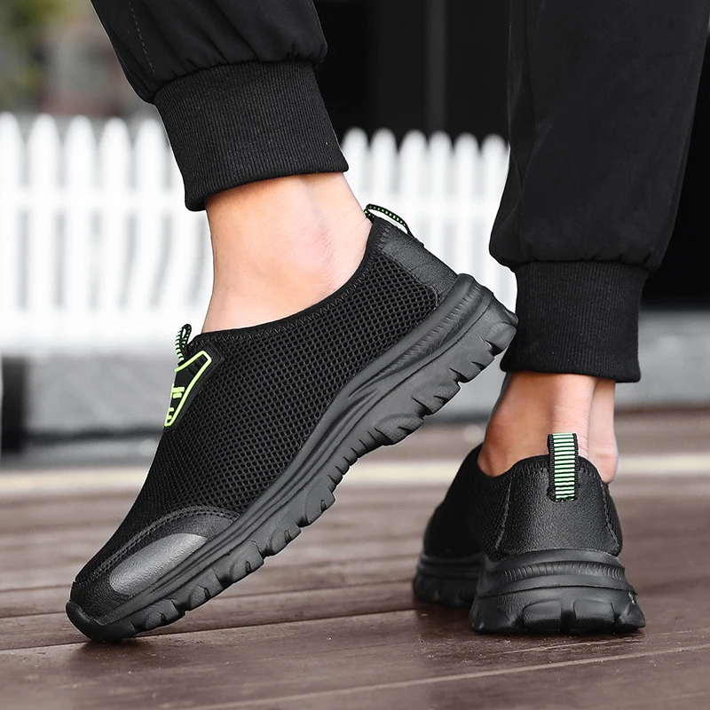 Men's Breathable Casual Sports Shoes Lightweight Mesh Fashion Luxury Comfortable Shoes Gym Running Non Slip Chunky Sneakers 2