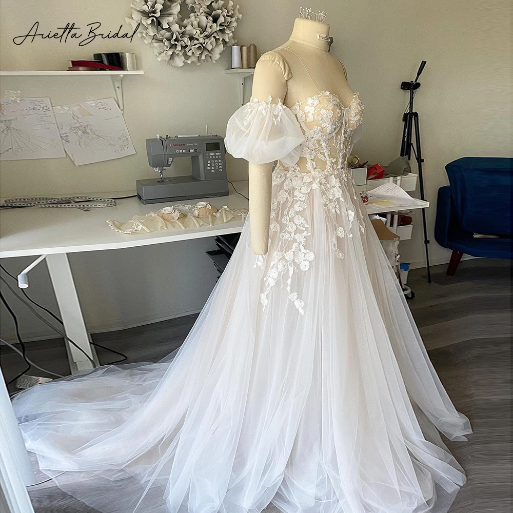 

Arietta Floral Tulle Princess Wedding Dresses Detachable Puff Sleeves Lace Appliques A-Line Bridal Gowns Beach Bride Dresses