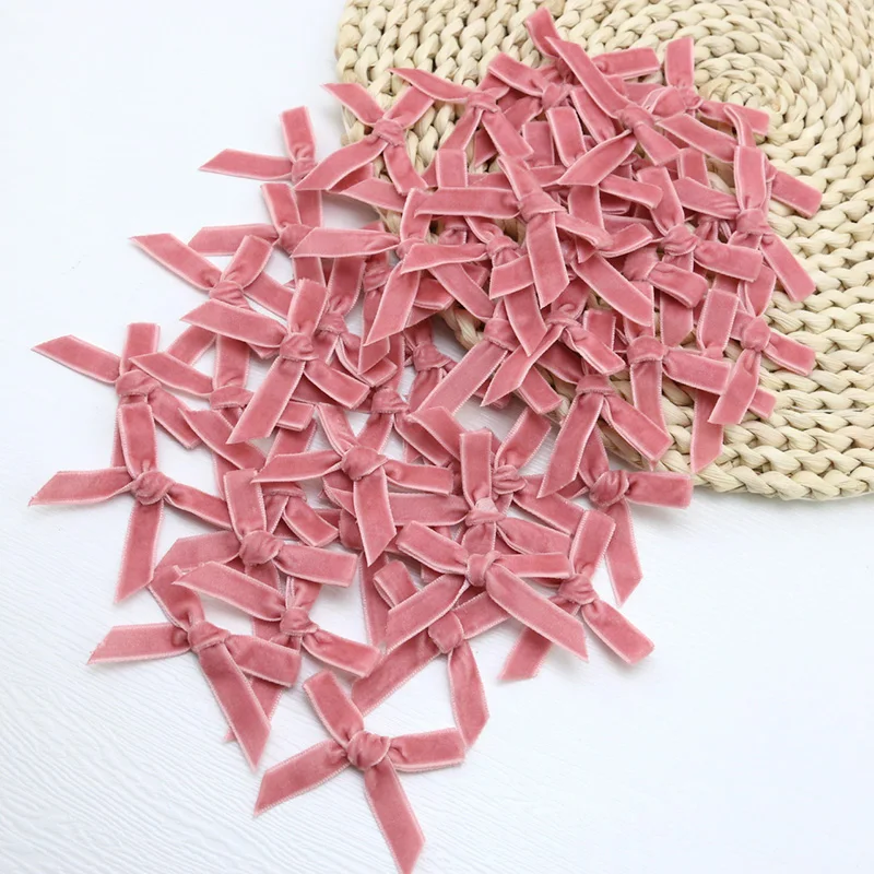 (50 Pcs/pack)5x5cm Velvet Bow Flesh Pink Ribbon Bows Small Size Polyester Satin Ribbon Bow Flower Craft Decoration DIY (50 Pcs/pack)5x5cm Velvet Bow Flesh Pink Ribbon Bows Small Size Polyester Satin Ribbon Bow Flower Craft Decoration DIY