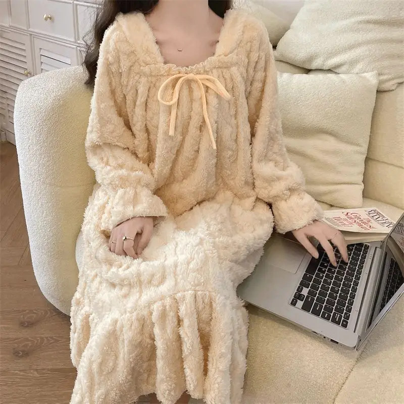 Korean style velvet thickened coral velvet long nightgown women winter 2023 new home wear winter pajamas winter fashion style
