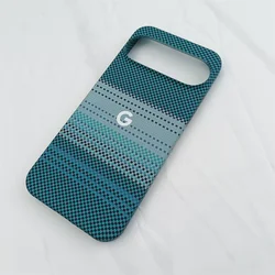 Luxury Ultra Thin Carbon Fiber Pattern Matte Case with MagSafe Shockproof Protection - Pixel 10 Pro (Green)