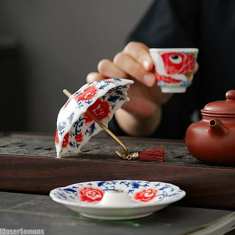 Creative blue & white umbrellas Tea strainers Ornaments Ceramic tea filters Chinese style Accessories Tea table Decoration Gifts