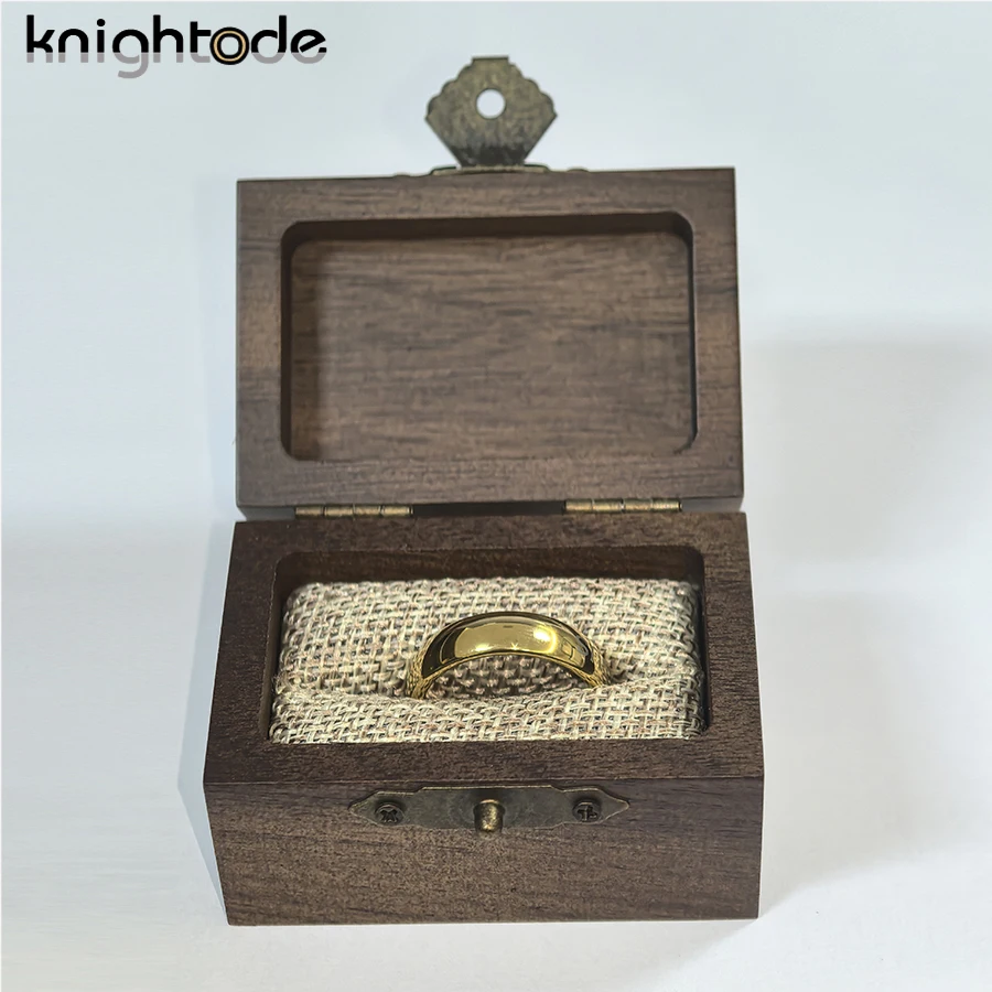 

Вольфрамовое кольцо, деревянная коробка