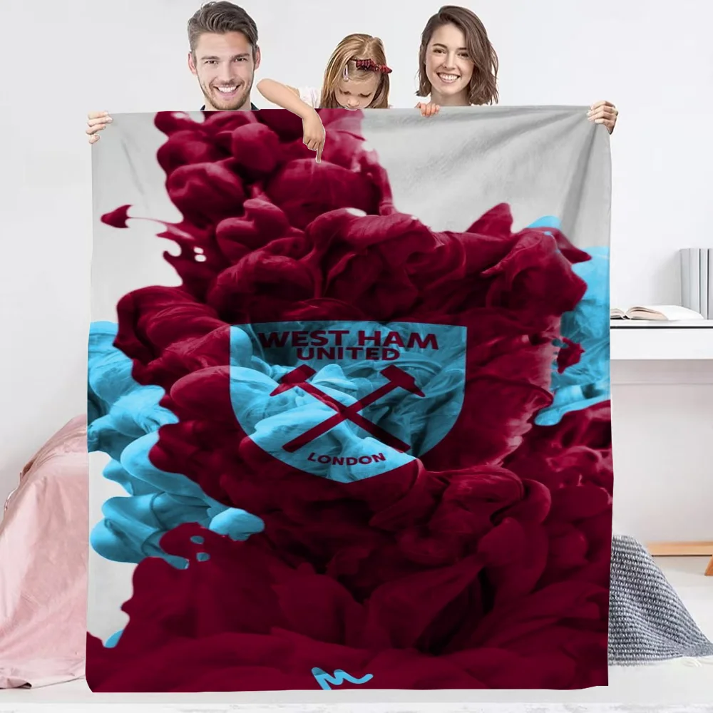 Thin Wadding Blanket Bed West Ham United Logo Fluffy Plaid Designer Throw Blanket Luxury Bedding Blankets for Decorative Sofa 2