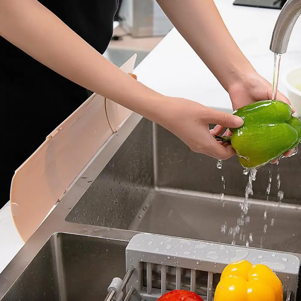 Sink Adjustable Water Baffle With Soft Sucker Waterproof Screen Fruit Vegetable Washing Anti-water Board Sink Water Splash Guard