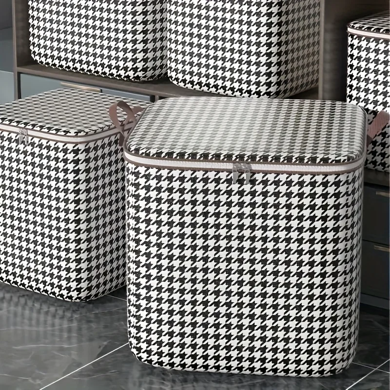 Description Picture 3 of item1pc Clothes Storage Bag, Houndstooth Pattern Folding Fabric Storage Bag, Large Capacity Waterproof Moisture-proof Cotton Quilt S