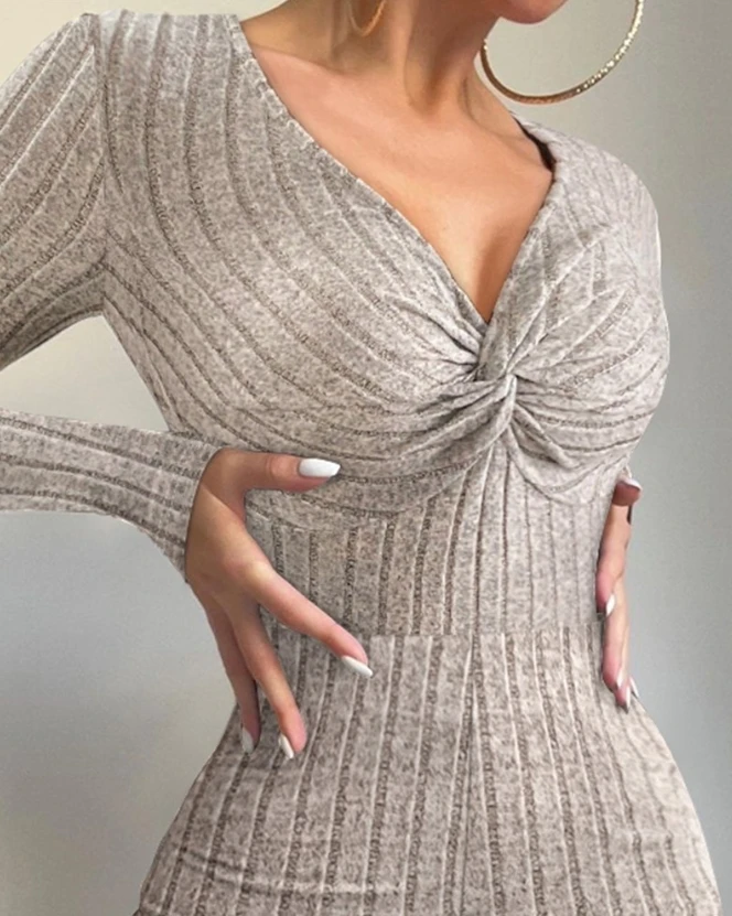 Рисунок 3 - Женский спортивный комбинезон