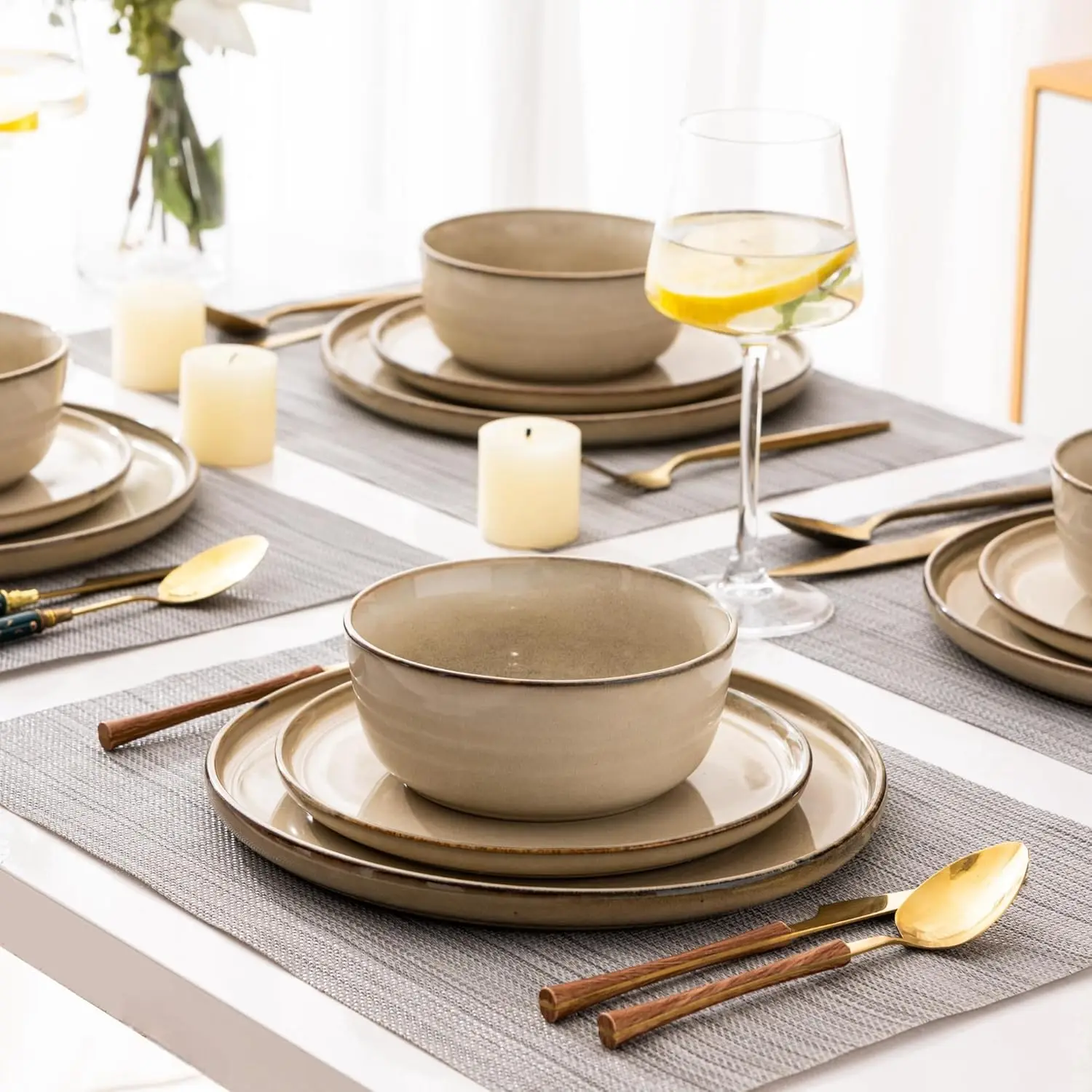 Dinnerware Sets,Round Reactive Glaze Ceramic Plates and Bowls Sets,Highly Chip and Crack Resistant Microwave