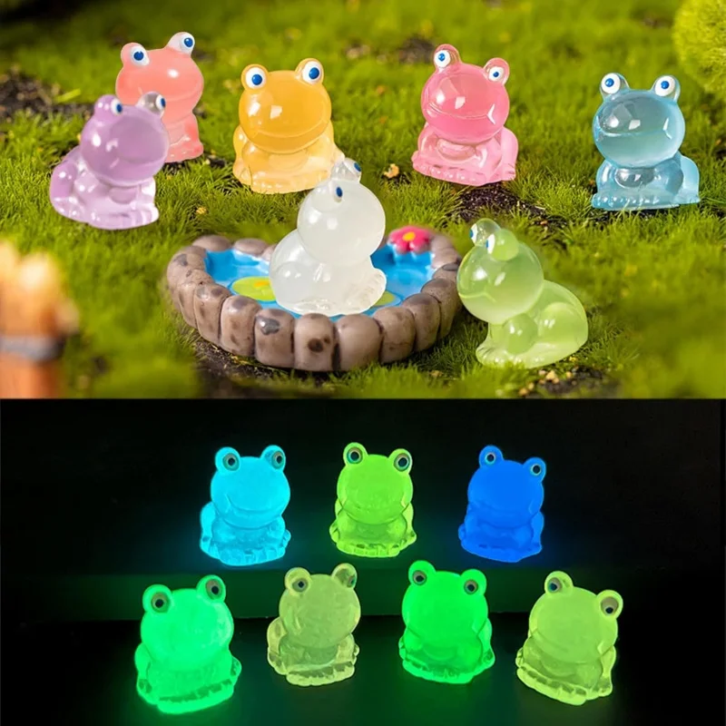 Resin Ornaments Luminous Mini Resin Frog 7 Colors Little Small Frogs 50/100pcs for Dollhouse Decor Micro Fairy Garden Landscape Aquarium Toys