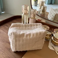 Carry-on Portable Premium Makeup Bag with Large Capacity - Simple Canvas Three-dimensional Storage Bag Solid Color 1