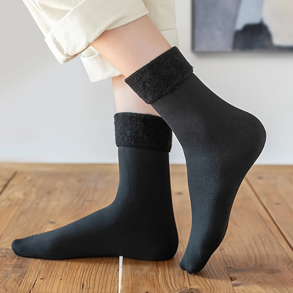 Sports Socks 2/3 Pairs Solid Color Pattern Unisex Couples Mid-Calf Autumn Winter