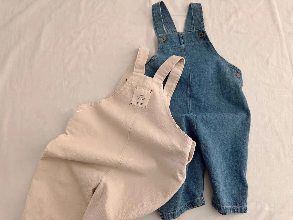 Description Picture 6 of item2025 Spring New Baby Girl Sleeveless Loose Denim Jumpsuit Newborn Toddler Boy Cute Jeans Romper Infant Casual Clothes 0-24M