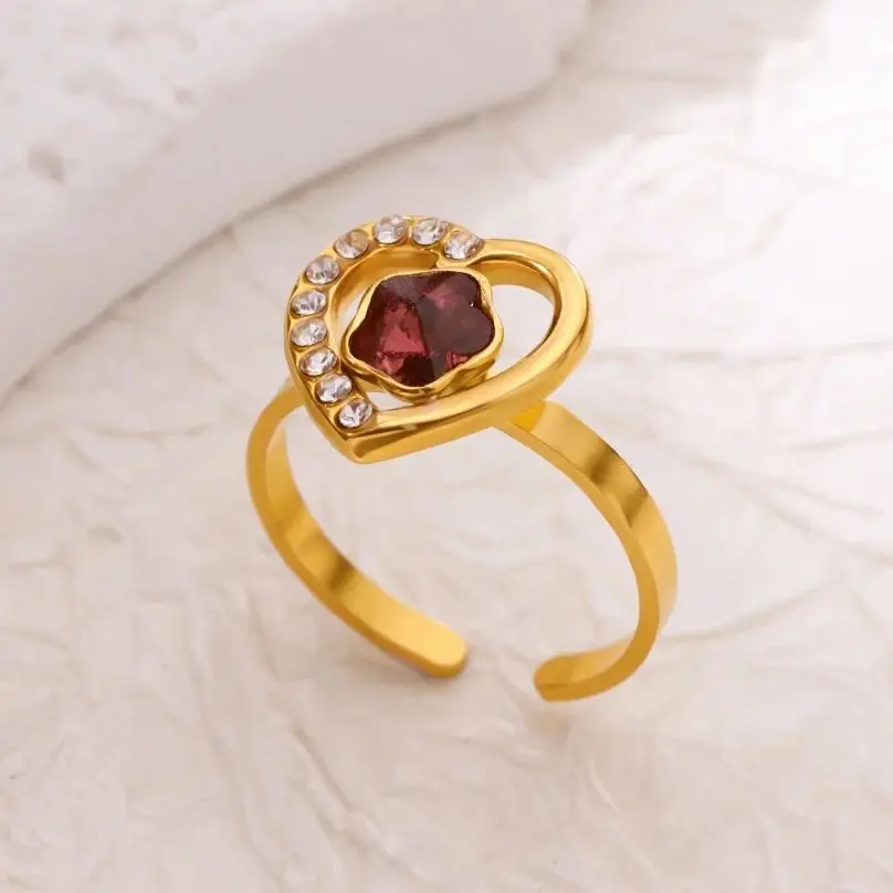 Zircon Ring Last Finger