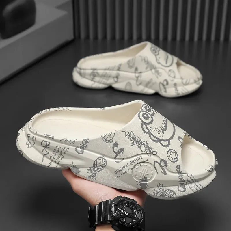 Men's Slippers Summer New Thick Bottom Outdoor Wear Home Anti-Slip Bathing Sandals Flat Men's Slippers EVA Material Comfortable