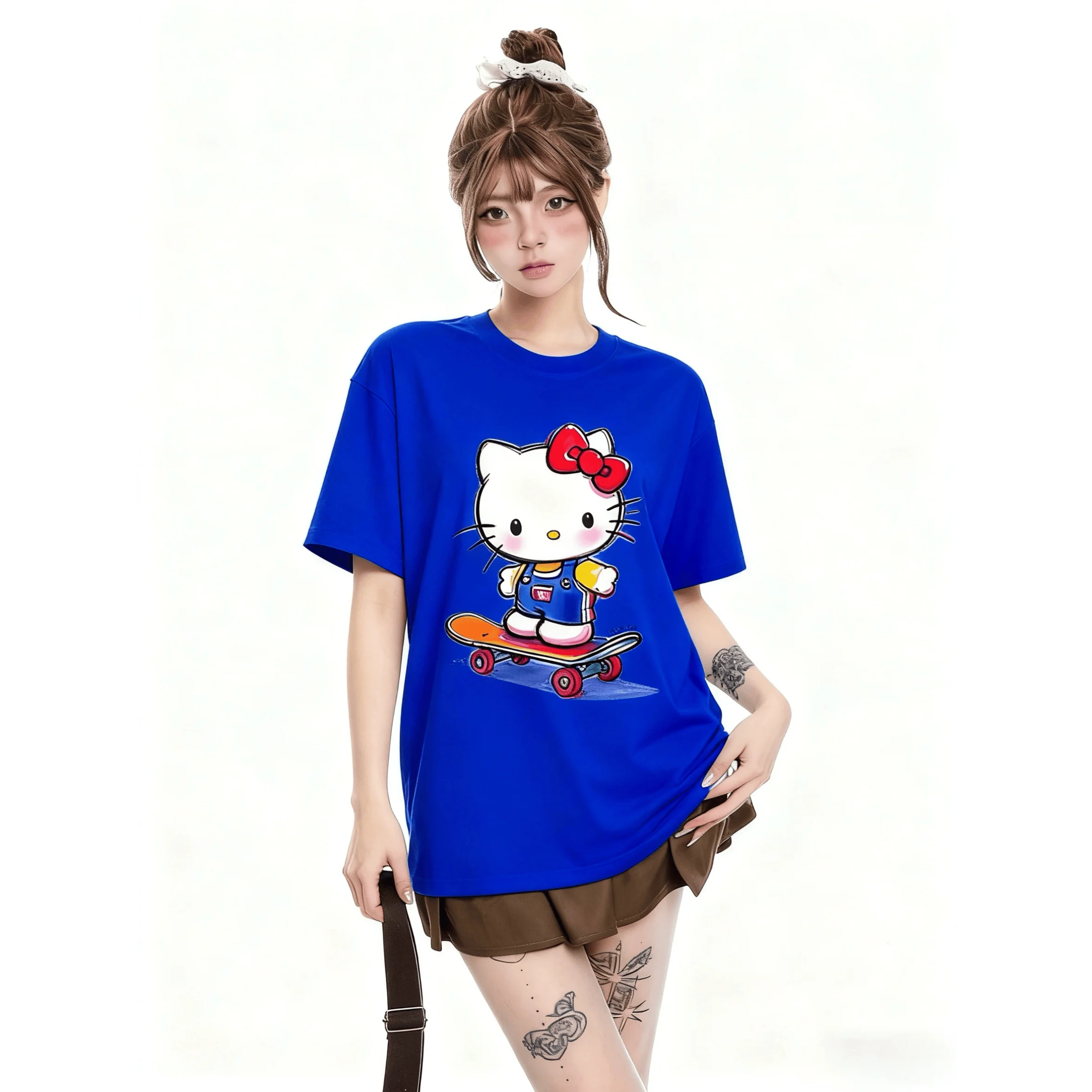 Sanrio 헬로 키티 스케이트보드 프린트 티셔츠 성인 및 어린이용 Y2K 고딕 스타일 반소매 티셔츠 여름 캐주얼 탑