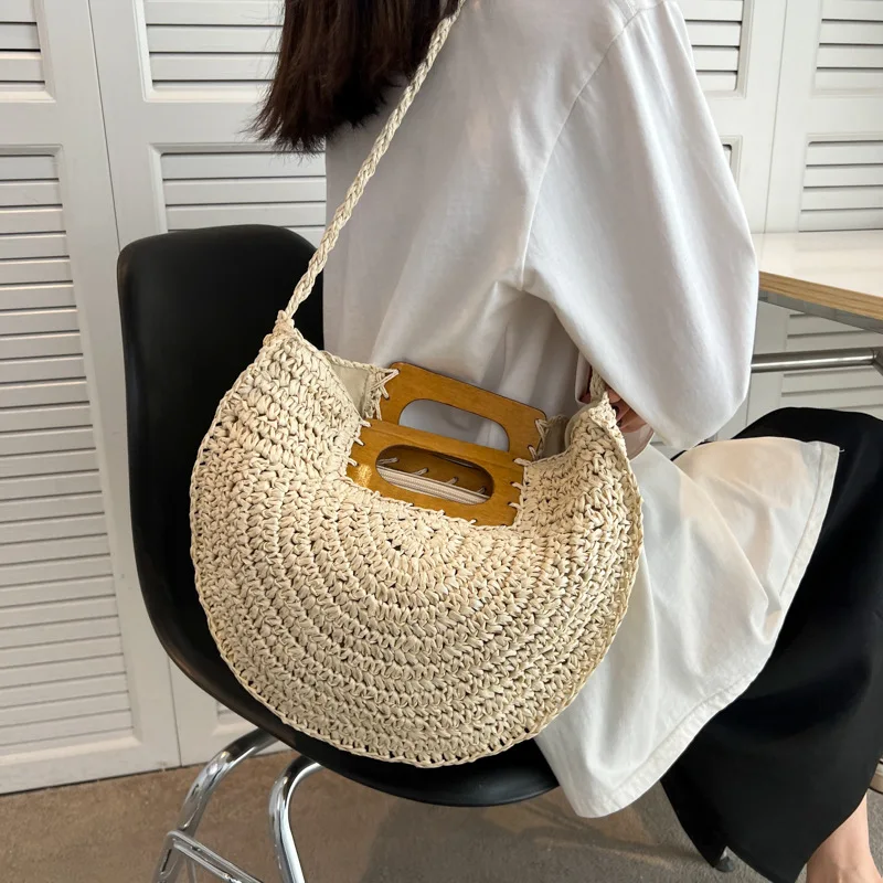 Handmade Bohemian Straw Large Capacity Handbags for Women Travel Shopper Totes Woven Straw Beach Bag Summer Female Crossbody Bag