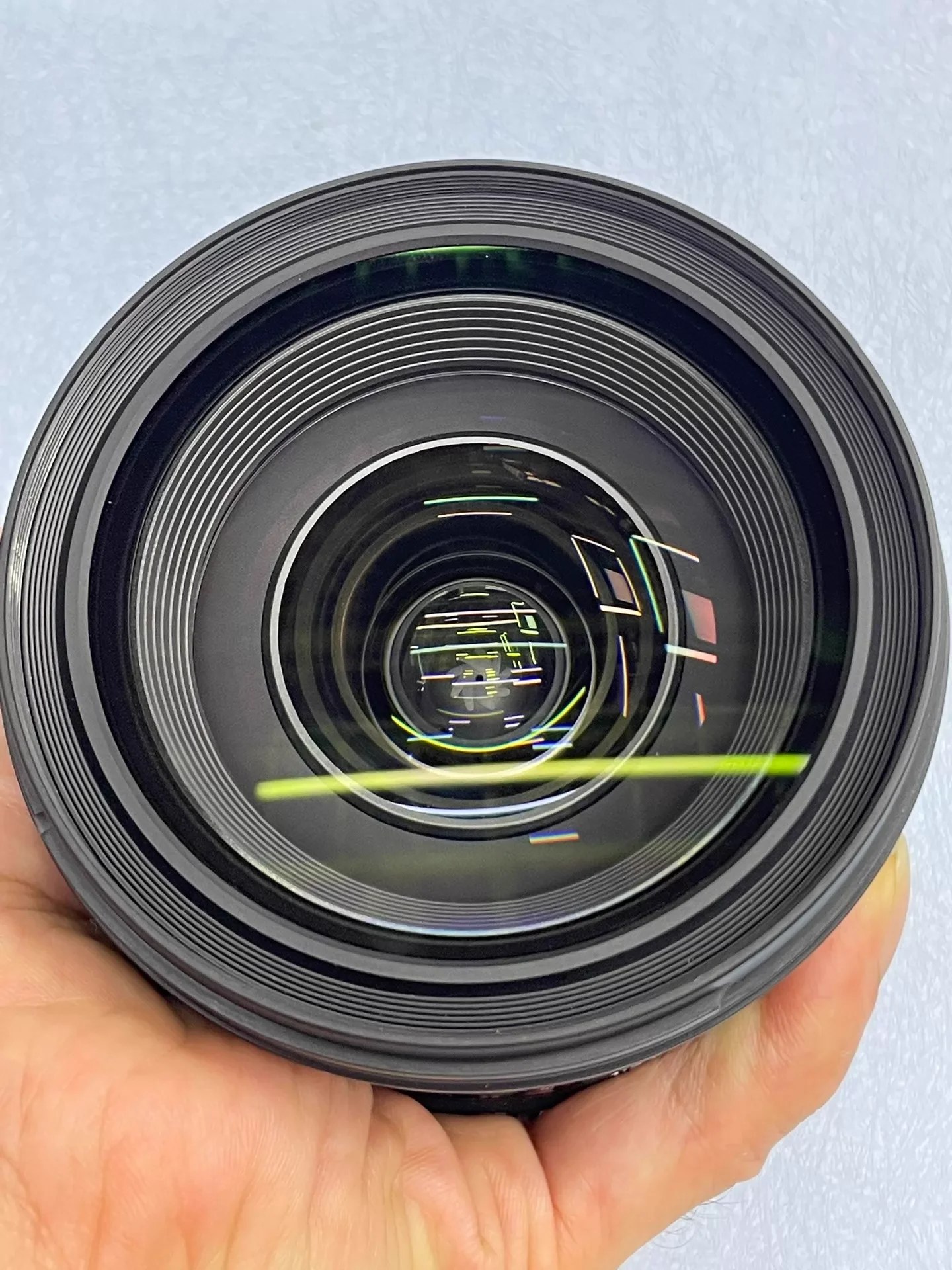 시그마 24-70mm F2.8 IF EX DG HSM 렌즈 (캐논 EF 마운트용 풀프레임 DSLR 렌즈) 95% 새 상품