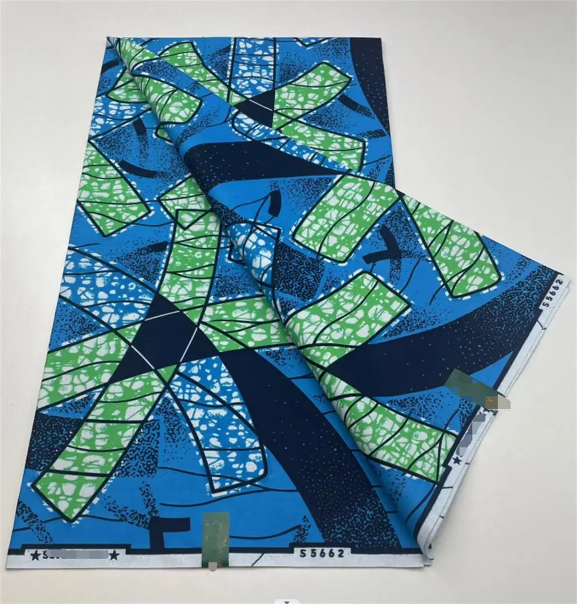

Africa Nigerian Prints Batik Fabric Real Wax Patchwork Sewing Dress Craft Cloth Polyester High Quality Ankara Tissu