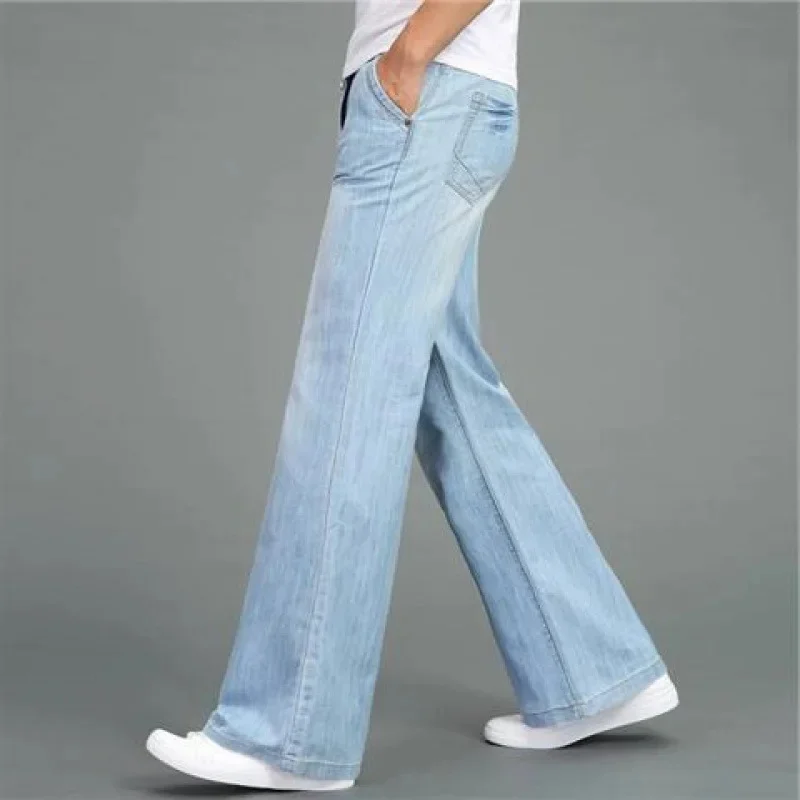 Card white and blue [conventional thick book]]