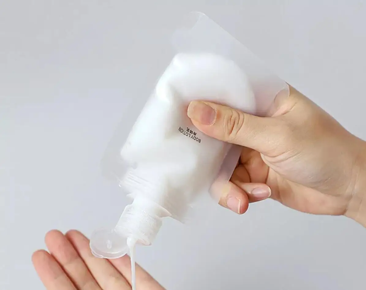 Travel Bag Cosmetic Lotion Shower Gel Shampoo Portable Small Facial Tools