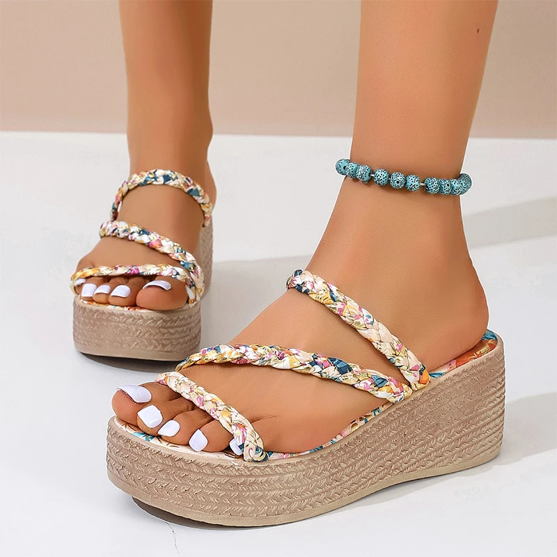 Weave Women Zeppe Pantofole Tacchi Alti Scarpe Summer Beach Open Toe Sandali 2024 Outdoor Slingback Slides Femme Pumps Infradito