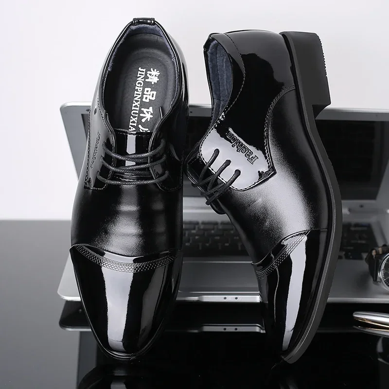 High Quality Formal Leather Men Dress Shoes Breathable Mens Casual Shoes Italian Luxury Brand Lace-Up Non-slip Men Driving