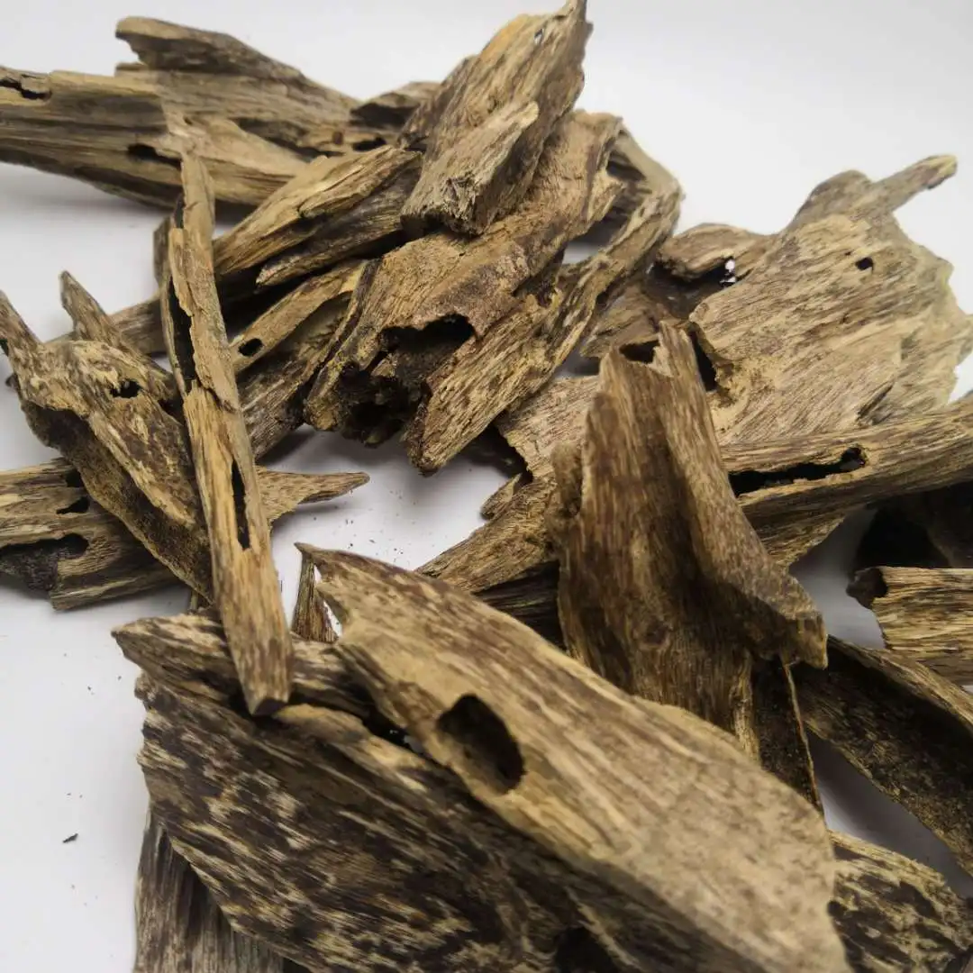 30g/72g Lot High Grade Natural Vietname Sinking Small Oud Chip Underwater Wood Oud Full Resin  Free Shipping