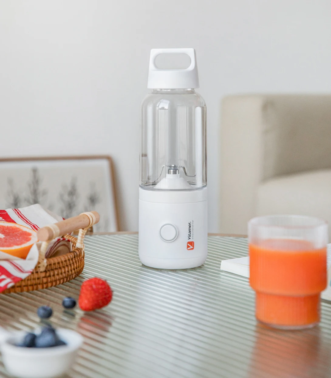 VITAMER VIT-S011 500ML Portable Juicer description image 4